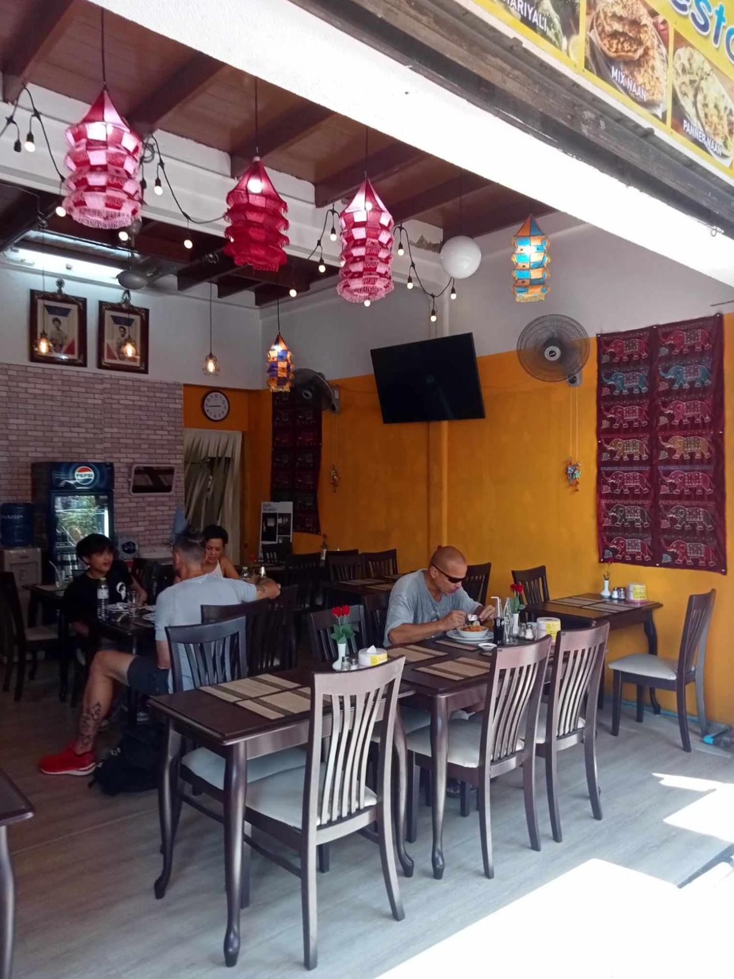 Bang Lumphu House&Bistro Bangkok Exterior foto